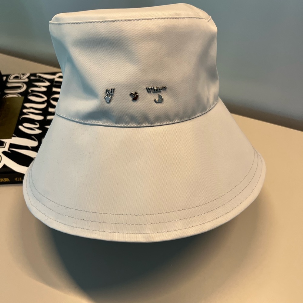 Off-White Hat